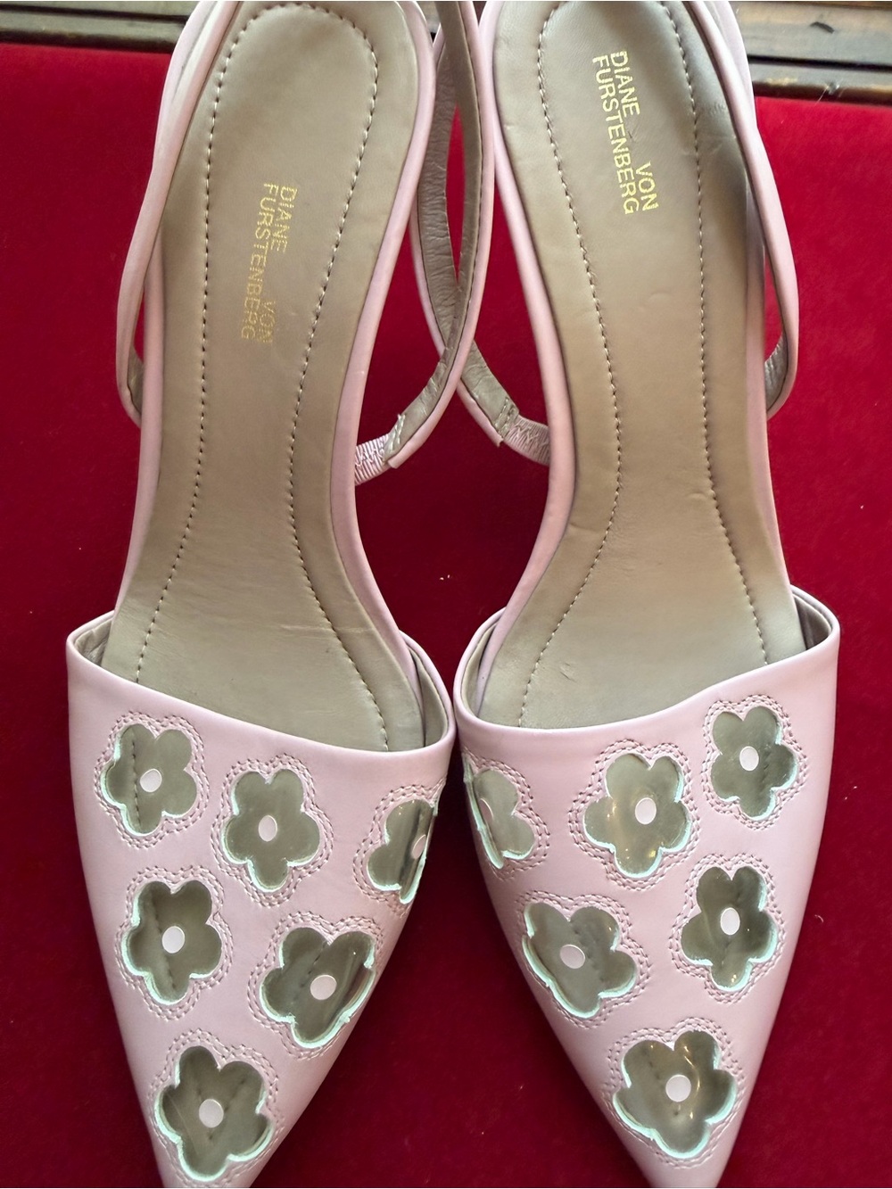 DVF Size 6 Pink Floral Clear Cutout Pointed-Toe Slingback Heels